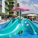 Baby Sea View And Pools Apartment- Mamaia Năvodari