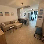 Apartamento Baby Sea View And Pools Apartment- Mamaia