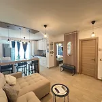 Baby Sea View And Pools Apartment- Mamaia