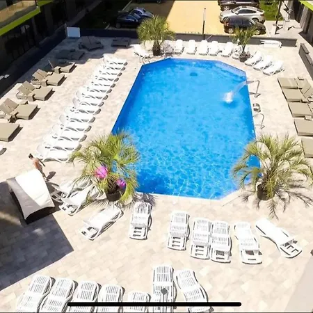 Baby Sea View And Pools Apartment- Mamaia 公寓 那沃达利