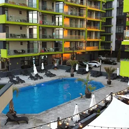 Baby Sea View And Pools Apartment- Mamaia 公寓 *