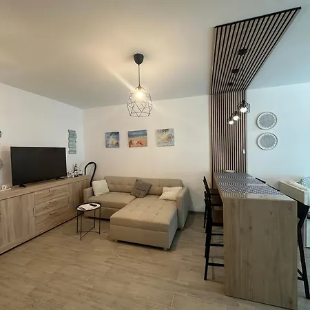 Baby Sea View And Pools Apartment- Mamaia Apartamento