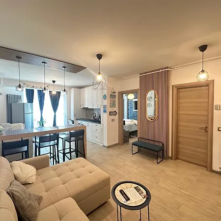 Baby Sea View And Pools Apartment- Mamaia